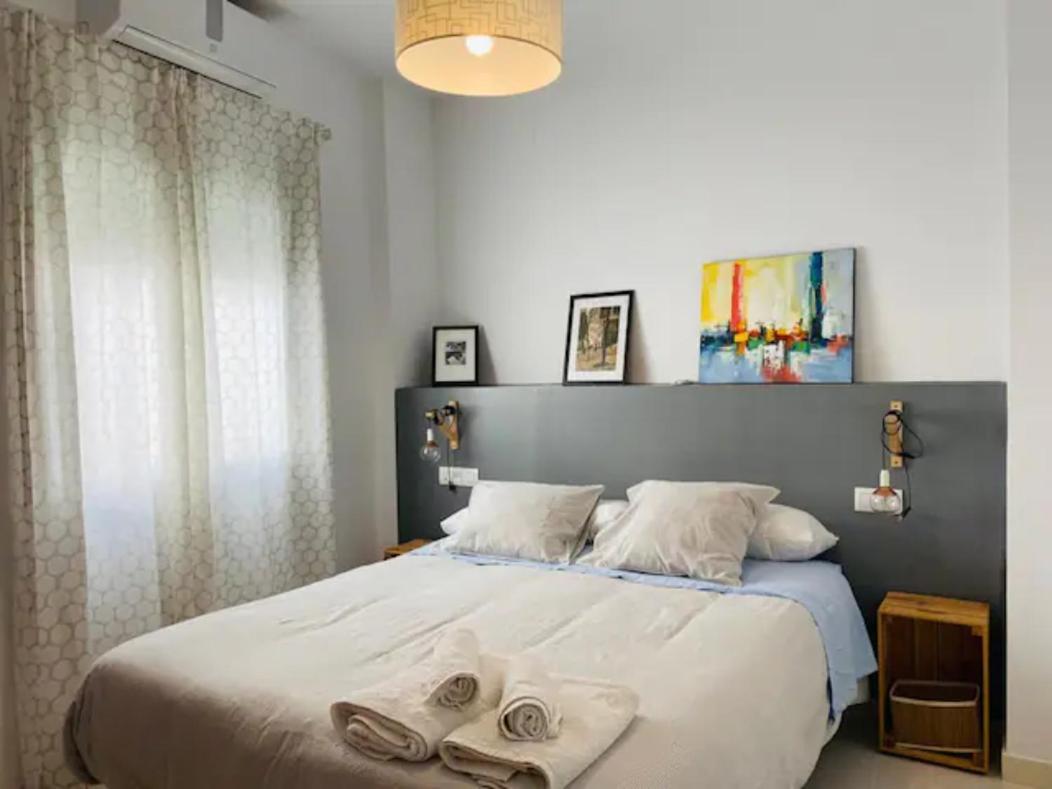 Acogedor Apartamento En El Centro De Малага Экстерьер фото